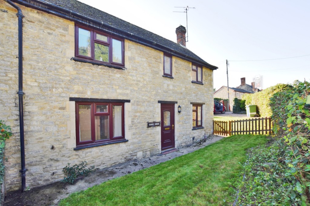 Viewing Request for The Avenue, Whitfield, Brackley Barton Fleming