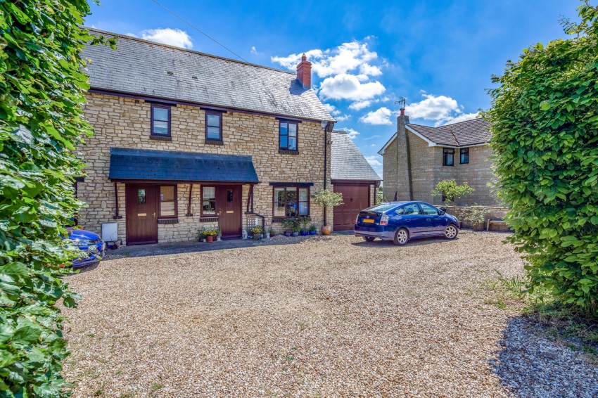 Middleton Road, Bucknell, Bicester Barton Fleming